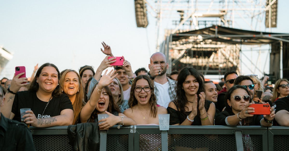 Żywa historia: przewodnik po najbardziej widowiskowych inscenizacjach i festiwalach w Polsce