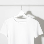 Pożegnaj żółte aureole: domowe triki, które uratują Twoje T-shirty pod pachami